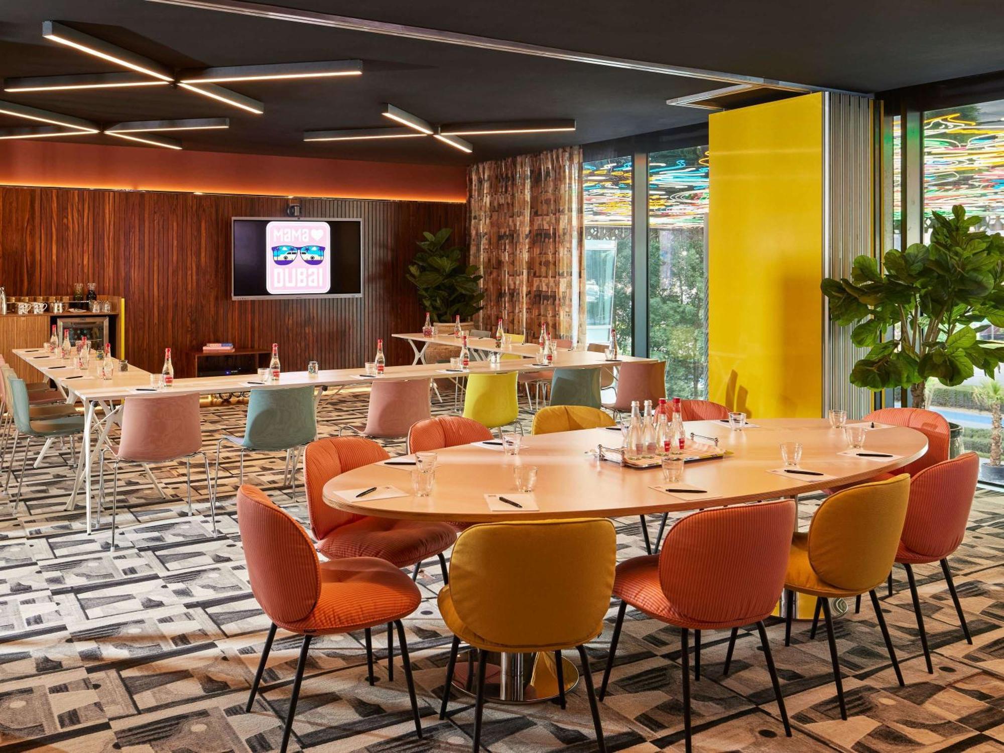 Mama Shelter Dubai Hotel Bagian luar foto